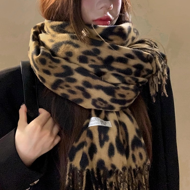 2025 New Retro Silk Leopard Pa - Men Accessories To Wear review and price